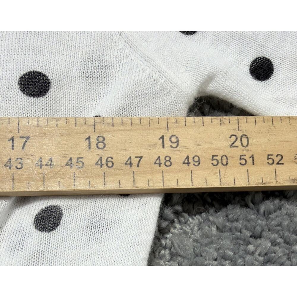 Maurices Womens Button Front V-Neck Cardigan Size XL White Black Polka Dot New - Picture 4 of 5